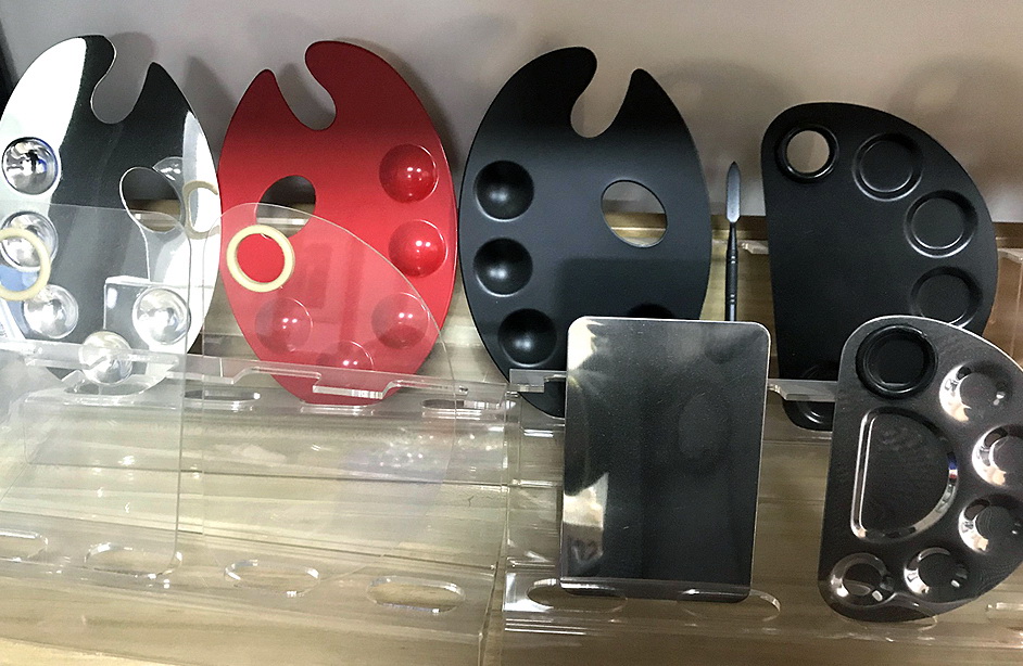 Makeup Palette And Spatula